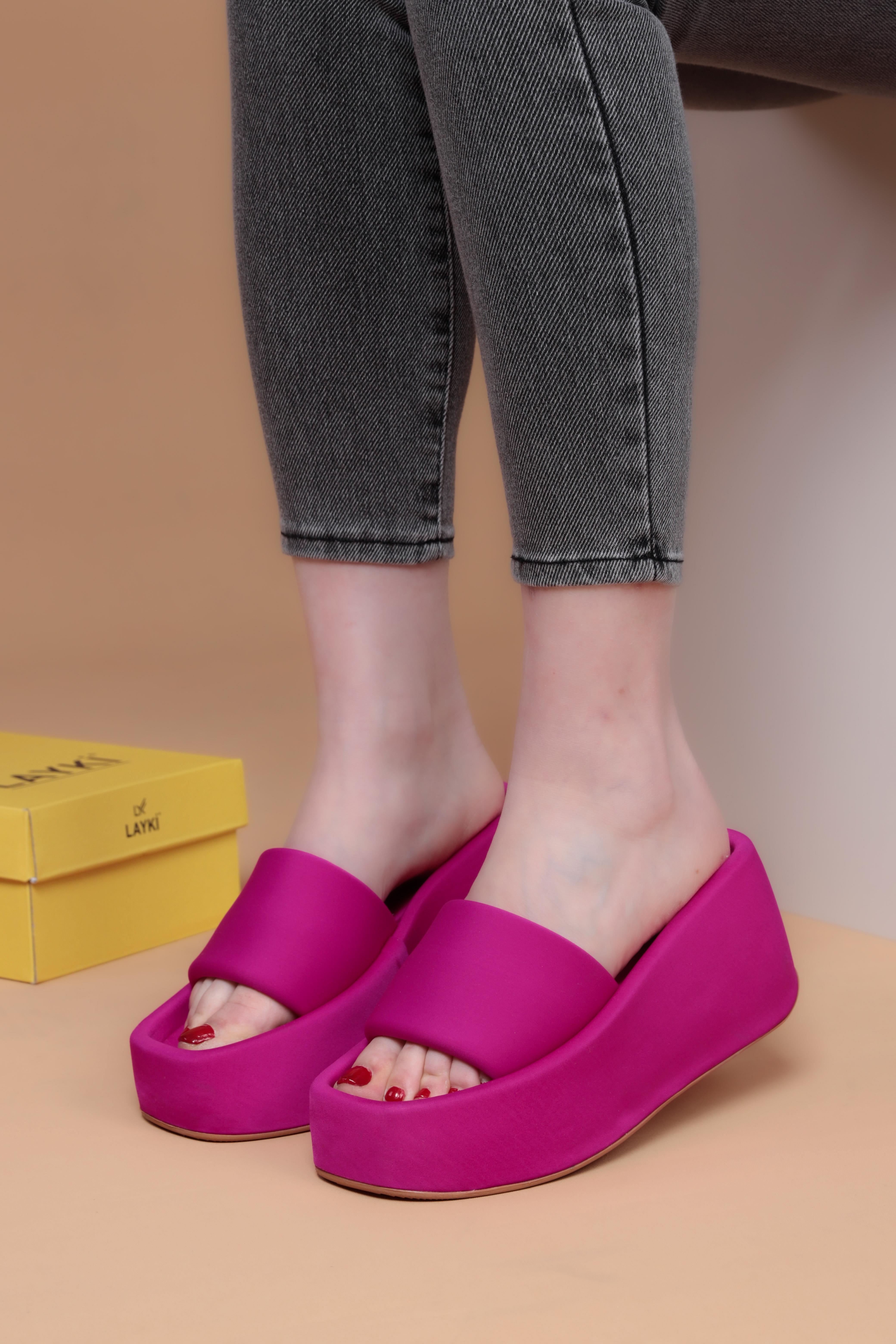 Maria Fuşya Renkli Yüksek Taban Lüx Terlik 8 CM