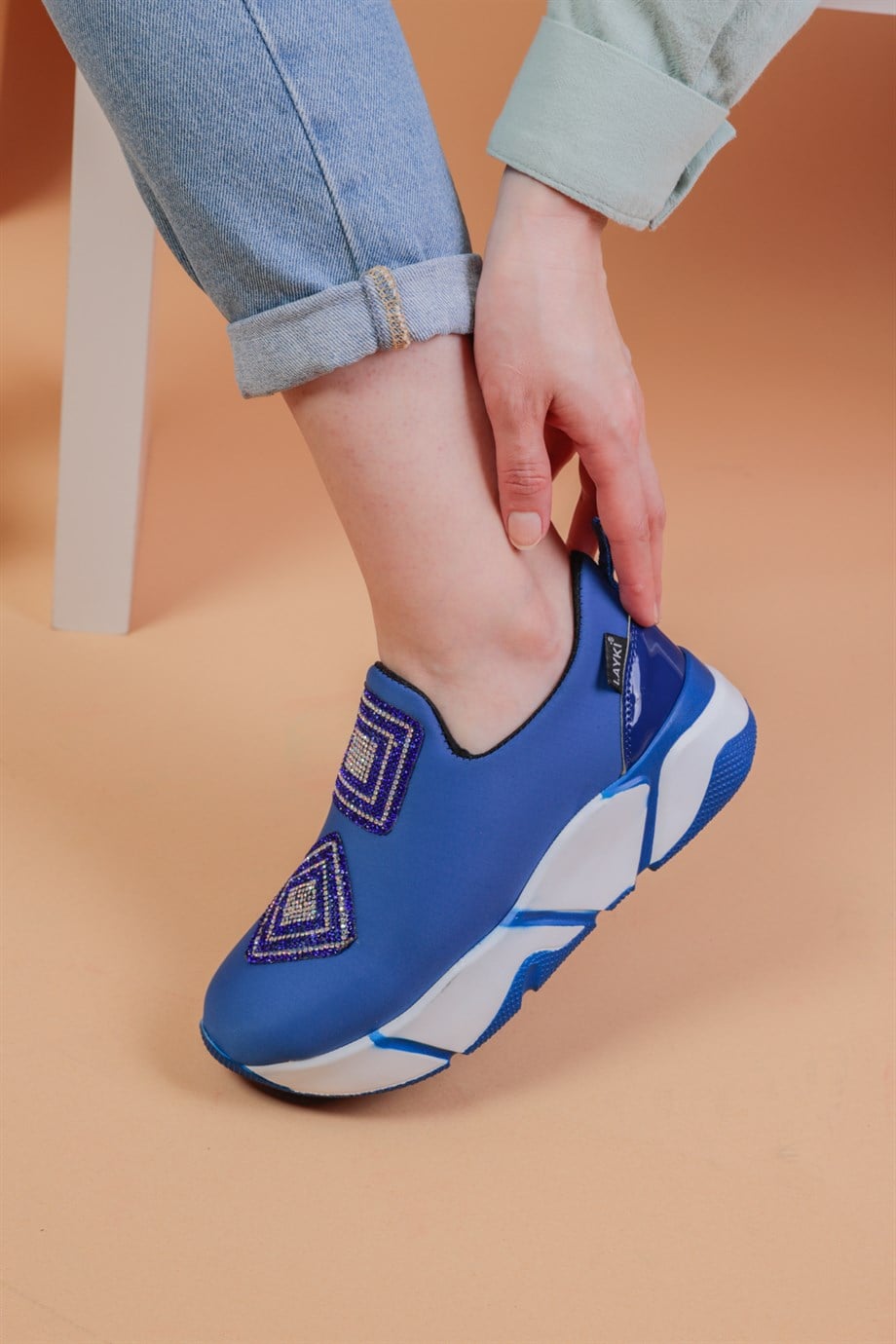 İmmobile Mavi Renkli Önü Parlak Taşlı Paraşüt Kumaş Lux Kadın Spor Ayakkabı 