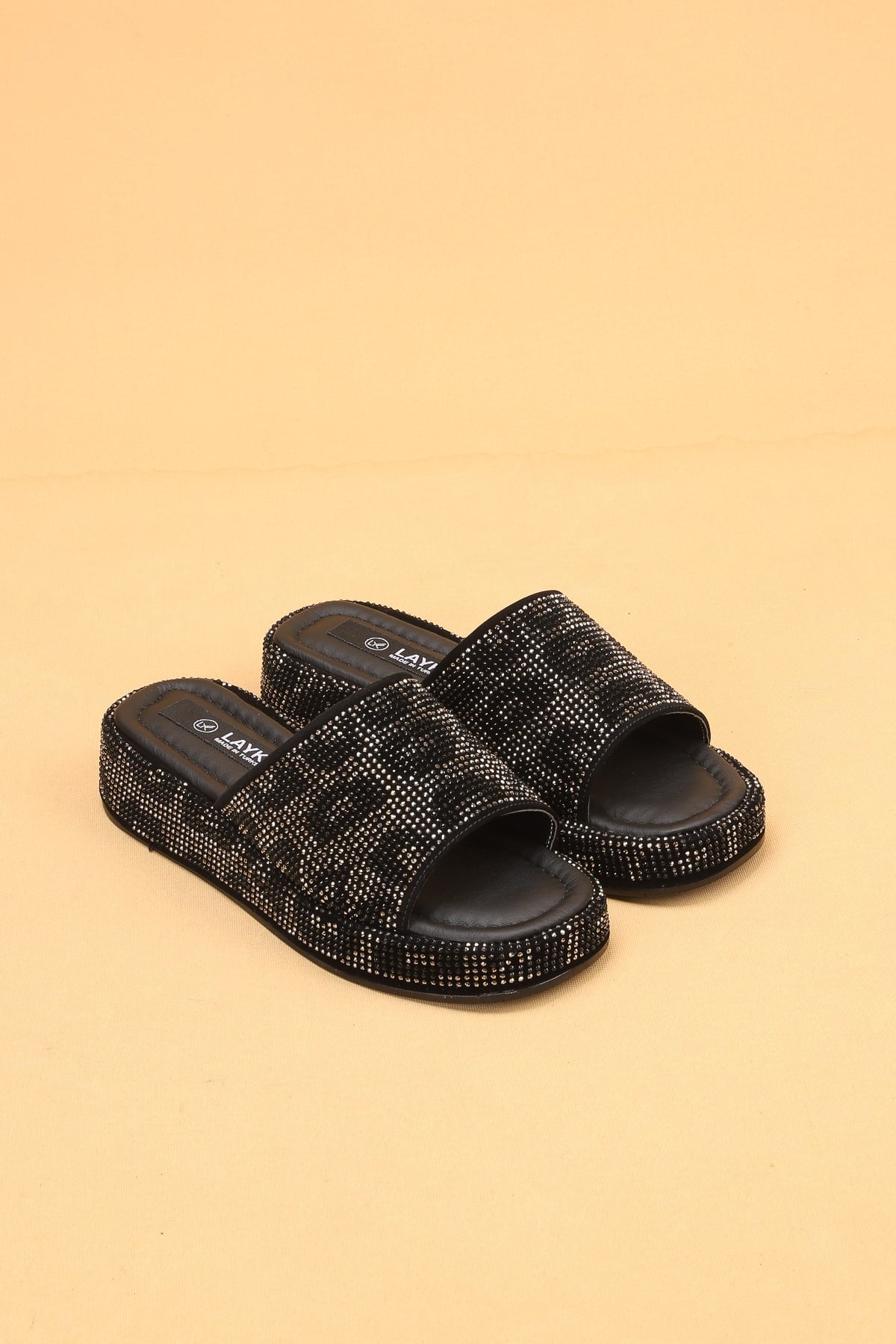 Leovera Kadın Platin Taş Detaylı Leopar Desenli Terlik