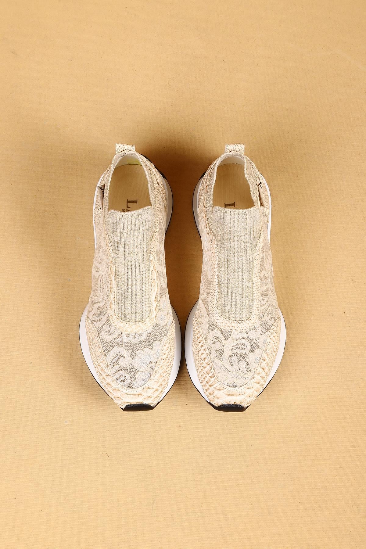 LAYKİ BAYAN  AYAKKABI146010040605