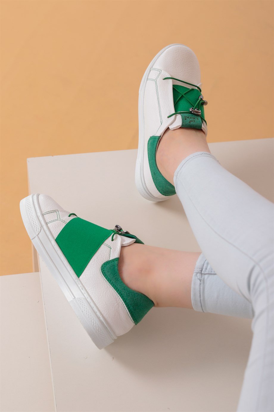Alvaro Beyaz Yeşil Renkli  Sneaker