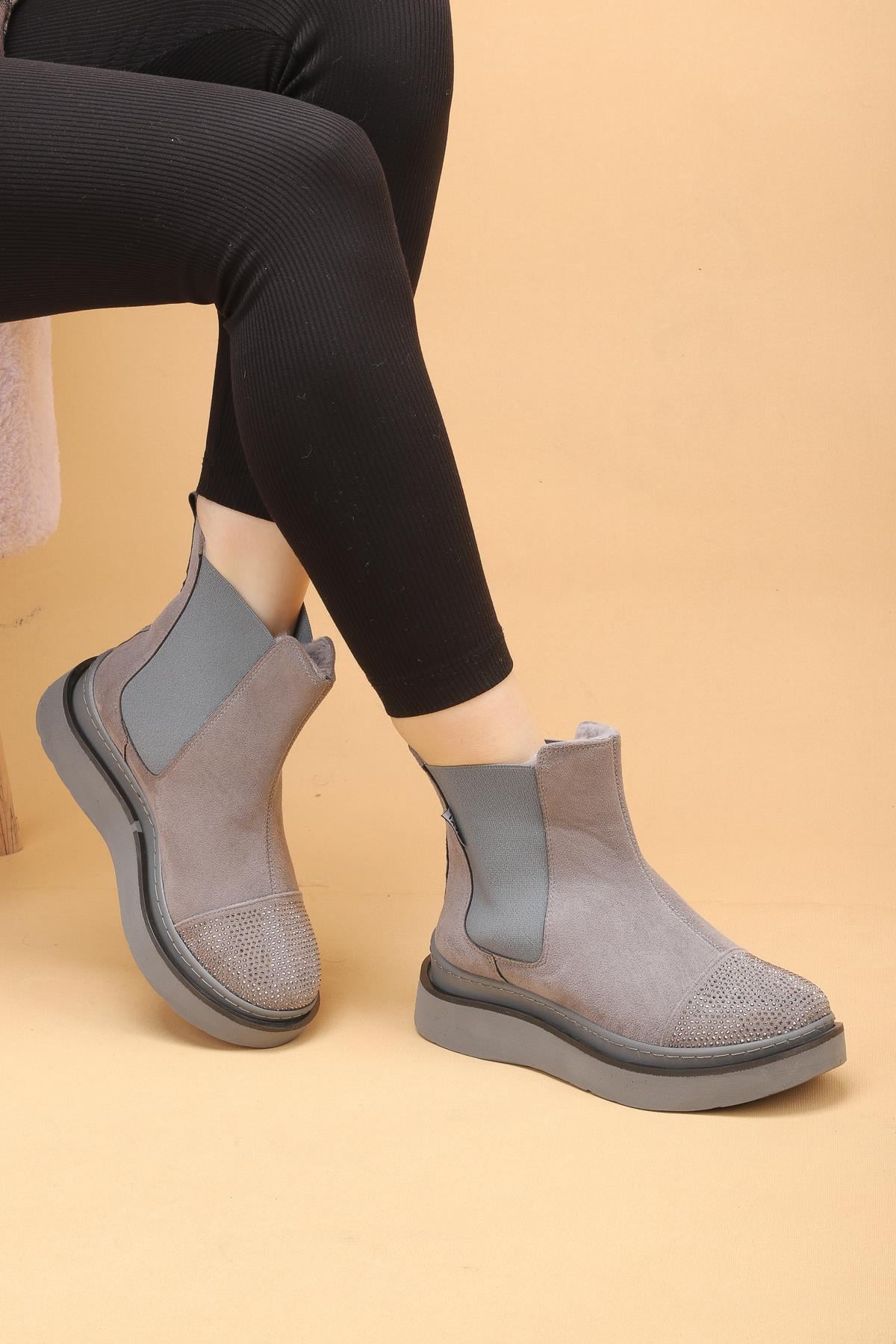 Pierra Kadın Gri Renkli Slip-On Süet Bot