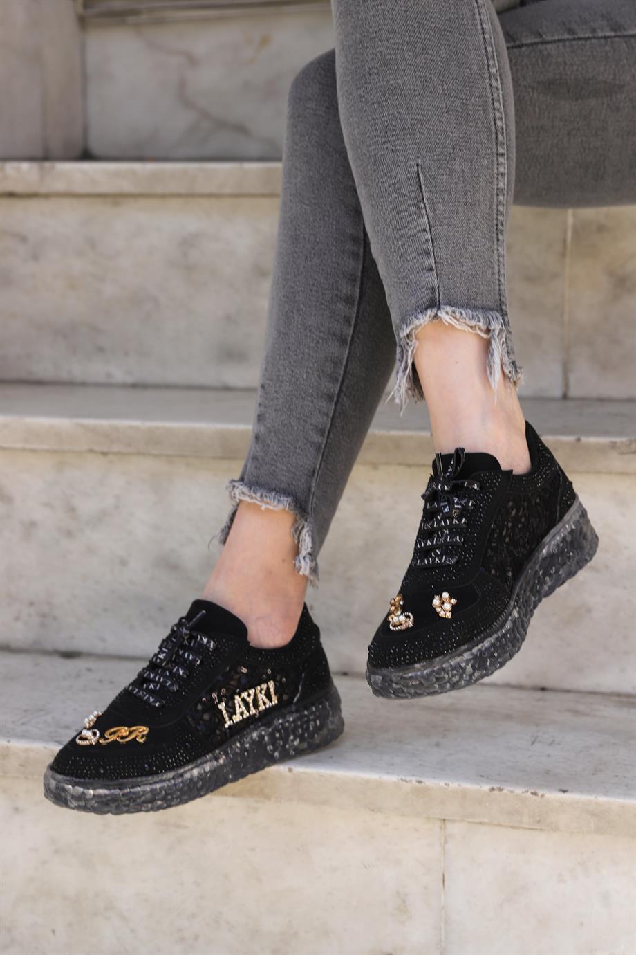 Astra Taşlı Desenli Şeffaf Taban Siyah Renkli Kadın Sneaker