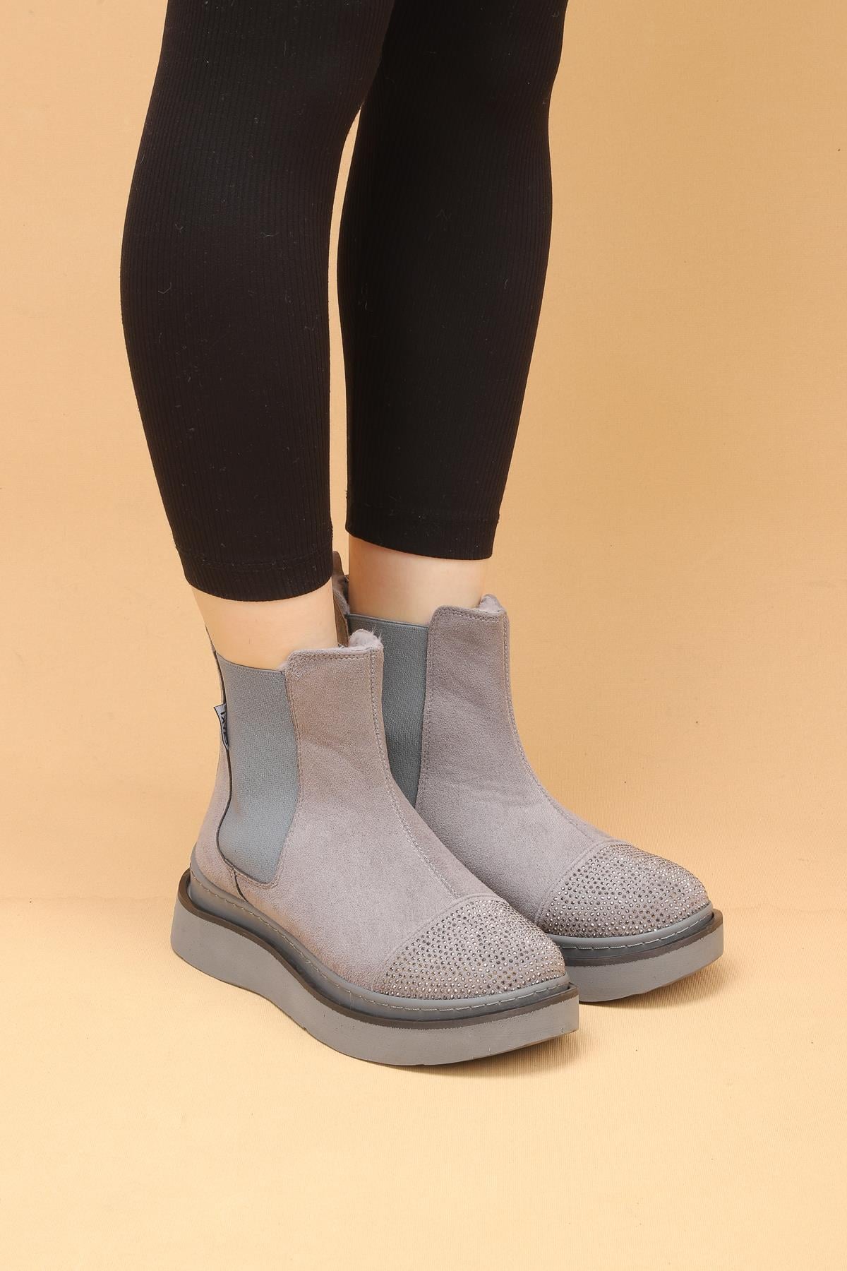 Pierra Kadın Gri Renkli Slip-On Süet Bot