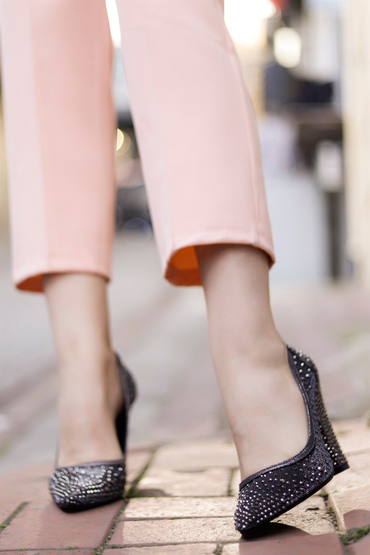 Yulaya Platin Renkli Kadın Topuklu Ayakkabı 