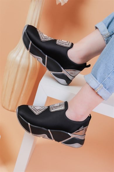 İmmobile Platin Renkli Önü Parlak Taşlı Paraşüt Kumaş Lux Kadın Spor Ayakkabı 