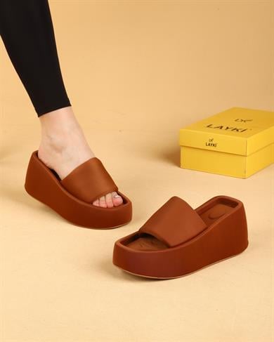 Volga Renkli Yüksek Taban Lüx Terlik 8 CM