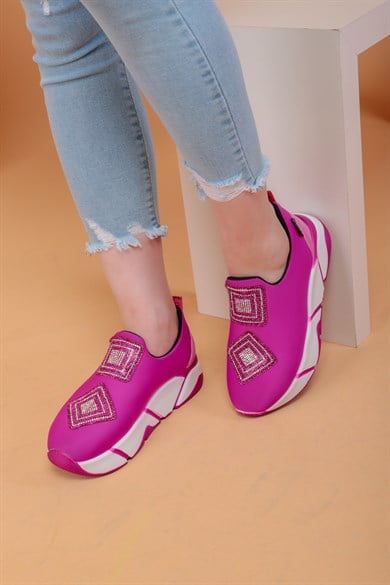 İmmobile Fuşya Renkli Önü Parlak Taşlı Paraşüt Kumaş Lux Kadın Spor Ayakkabı 