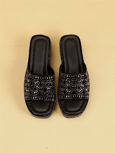 LUXLORA Işıltılı Taş Detaylı Platin Kadın Platform Terlik