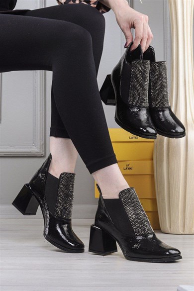 Givaldo Siyah Renkli Kadın Topuklu Ayakkabı 