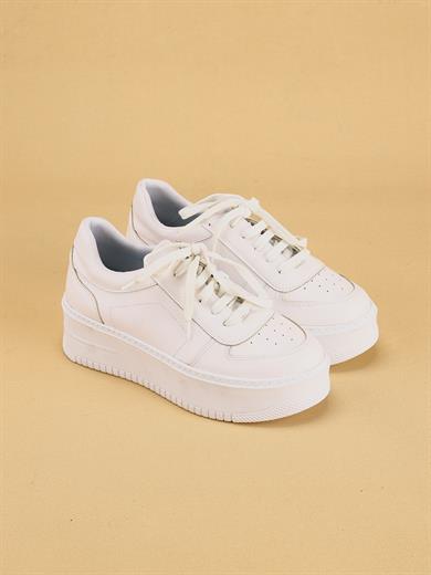 SKAYA Yüksek Tabanlı Şık ve Rahat Günlük Kadın Kalın Taban Beyaz Sneaker