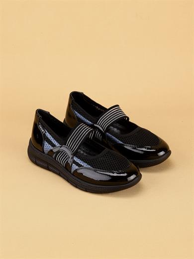 LYDIE Hafif ve Kaymaz Tabanlı Günlük Siyah Spor Ayakkabı