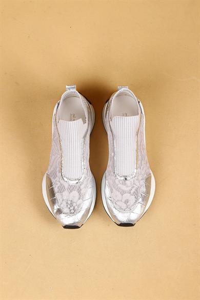 Sora Gümüş Renkli Yazlık Yürüyüş Ayakkabı