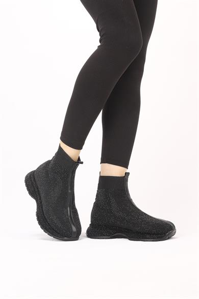 Ferna Siyah Raş Deri Taşlı Desenli Kışlık Bot