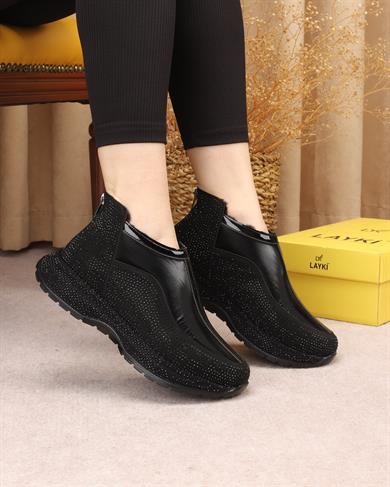 Fiora Siyah Raş Deri Taşlı Desenli Kışlık Bot