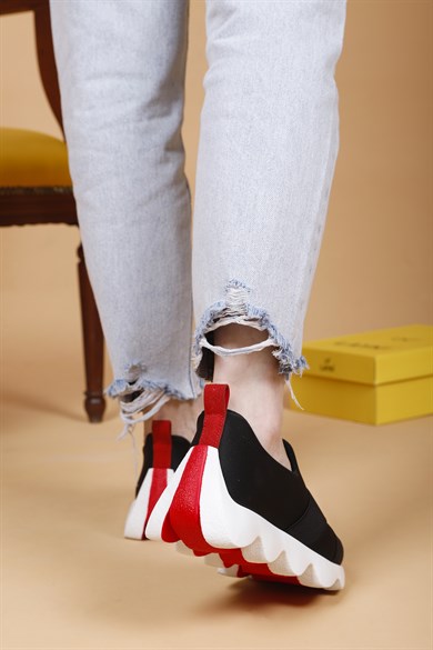 Diona Kırmızı Renkli Kadın Günlük Ayakkabı Çift Renkli Taban