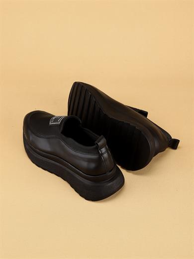 Laura Yüksek Tabanlı Kadın Siyah Yürüyüş Ayakkabı