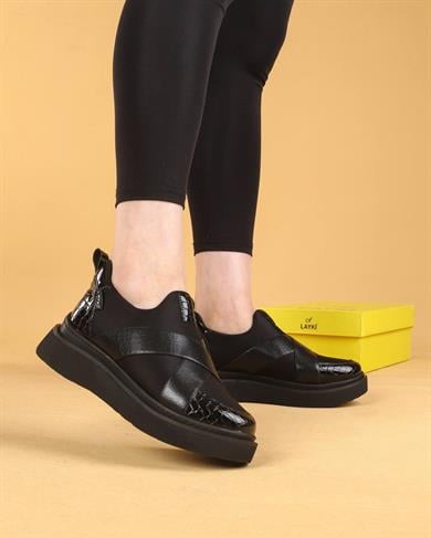 Nesica Siyah Renkli Krok Deri Lastikli Paraşüt Kumaş Yürüyüş Ayakkabısı	