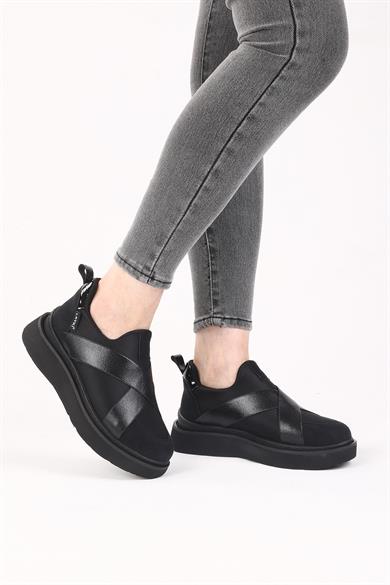 Nesica Siyah Renkli Lastikli Paraşüt Kumaş Yürüyüş Ayakkabısı	