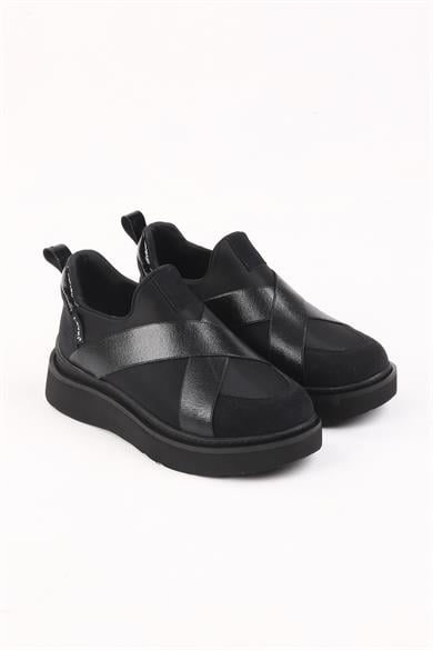 Nesica Siyah Renkli Lastikli Paraşüt Kumaş Yürüyüş Ayakkabısı	