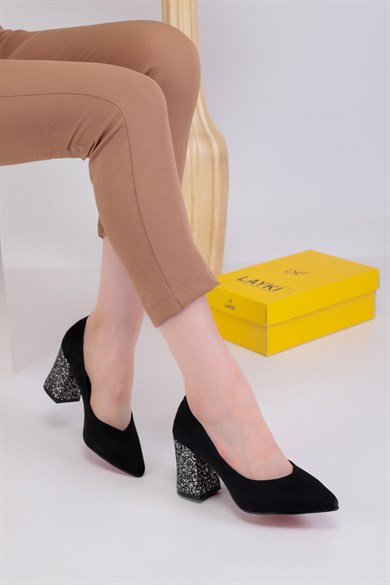 Kharos Siyah Renkli Kadın Topuklu Ayakkabı 