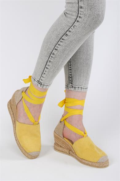 999011740000001LaykiOrta Topuklulayki.com | Paget Sarı Renkli Kadın Sandalet Paget Sarı Renkli Kadın Sandalet