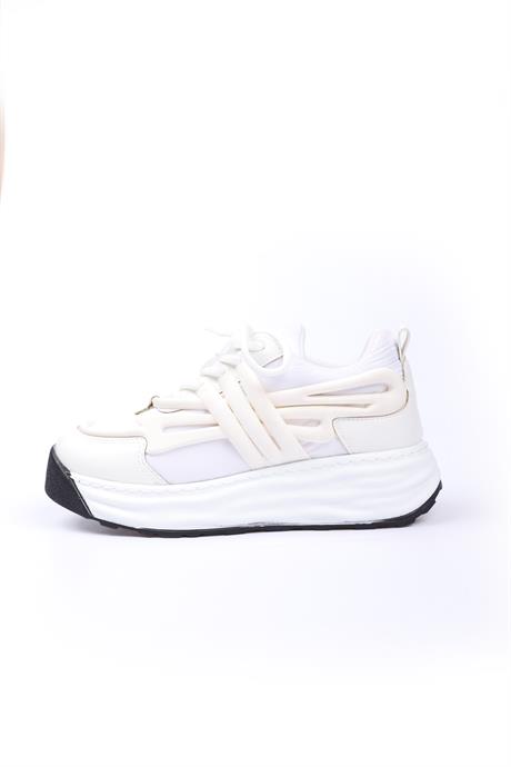 076010120000002LaykiYürüyüş AyakkabısıSoldero Beyaz Renkli Kadın Yürüyüş Ayakkabısı
