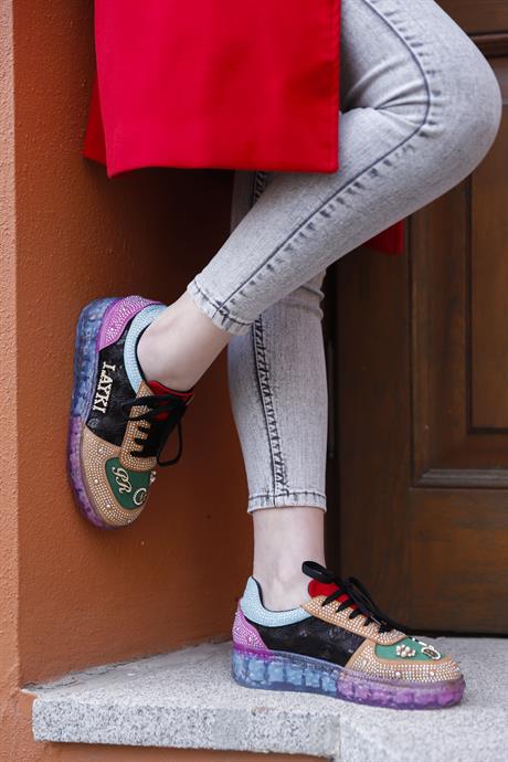 002011580000002LAYKİSneakerLAYKİ Astra Taşlı Desenli Şeffaf Taban Renkli Kadın SneakerAstra Taşlı Desenli Şeffaf Taban Renkli Kadın Sneaker
