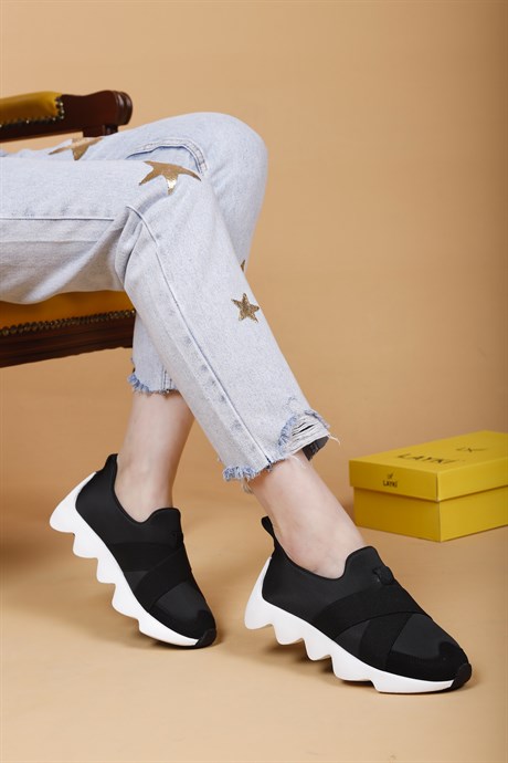 002011680000002LAYKİYürüyüş AyakkabısıLayki Diona Siyah Renkli Kadın Günlük Ayakkabı Çift Renkli TabanDiona Siyah Renkli Kadın Günlük Ayakkabı Çift Renkli Taban