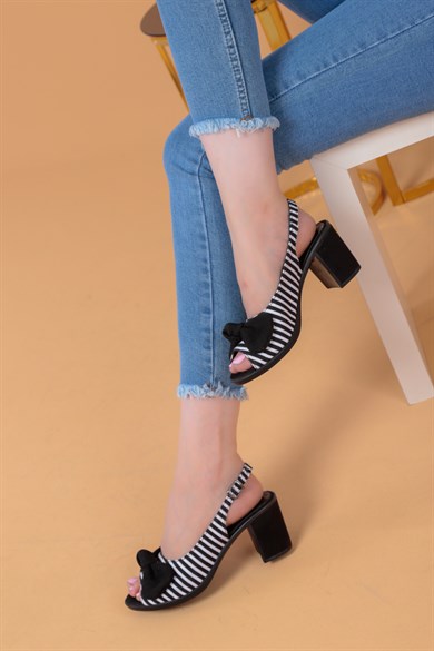 022010260000001laykiKısa Topuklulayki.com | Julia Siyah Renkli Kadın Topuklu Ayakkabı  Julia Siyah Renkli Kadın Topuklu Ayakkabı 