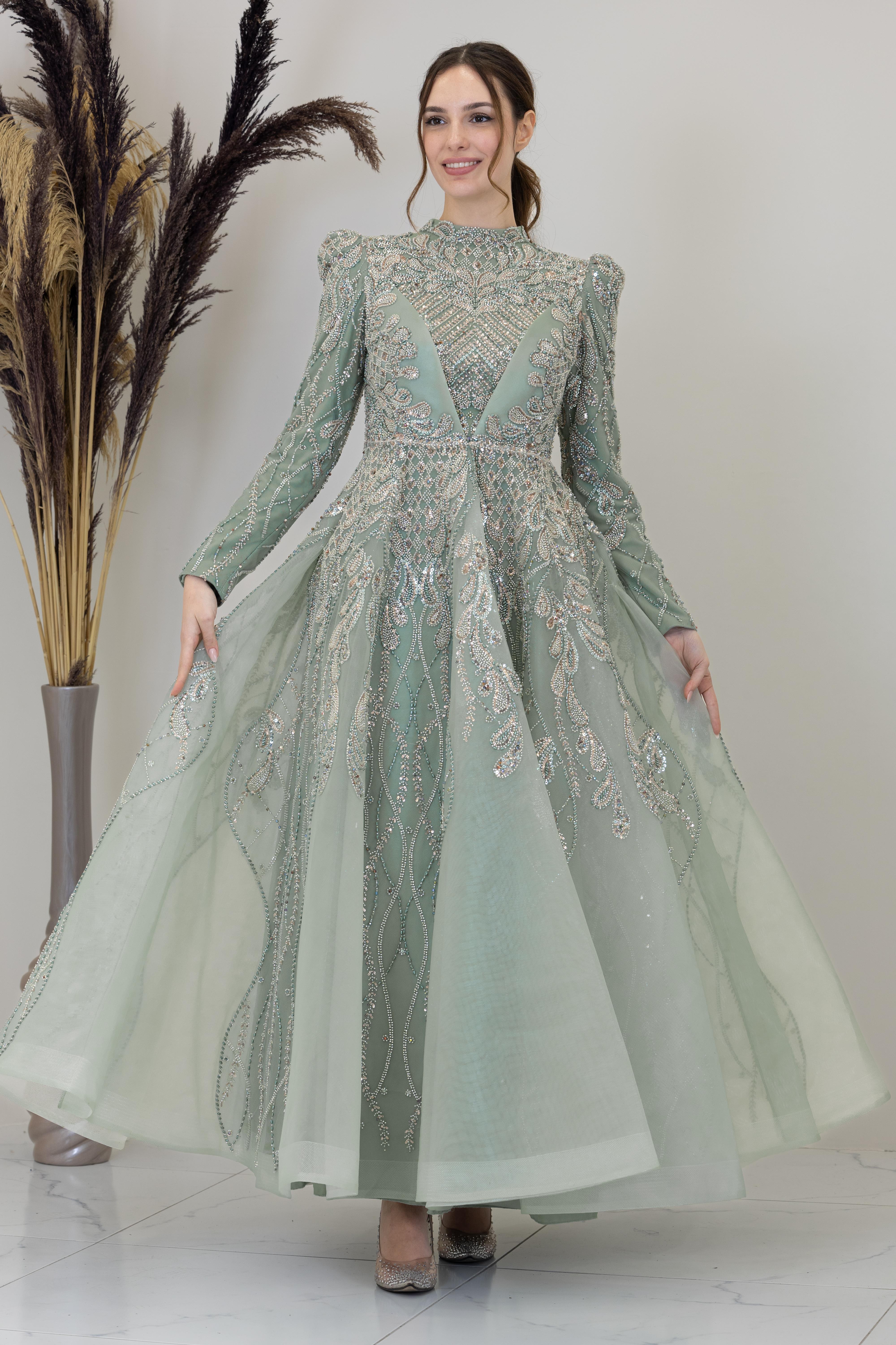 Aplik İşlemeli Yaprak Abiye - Çağla