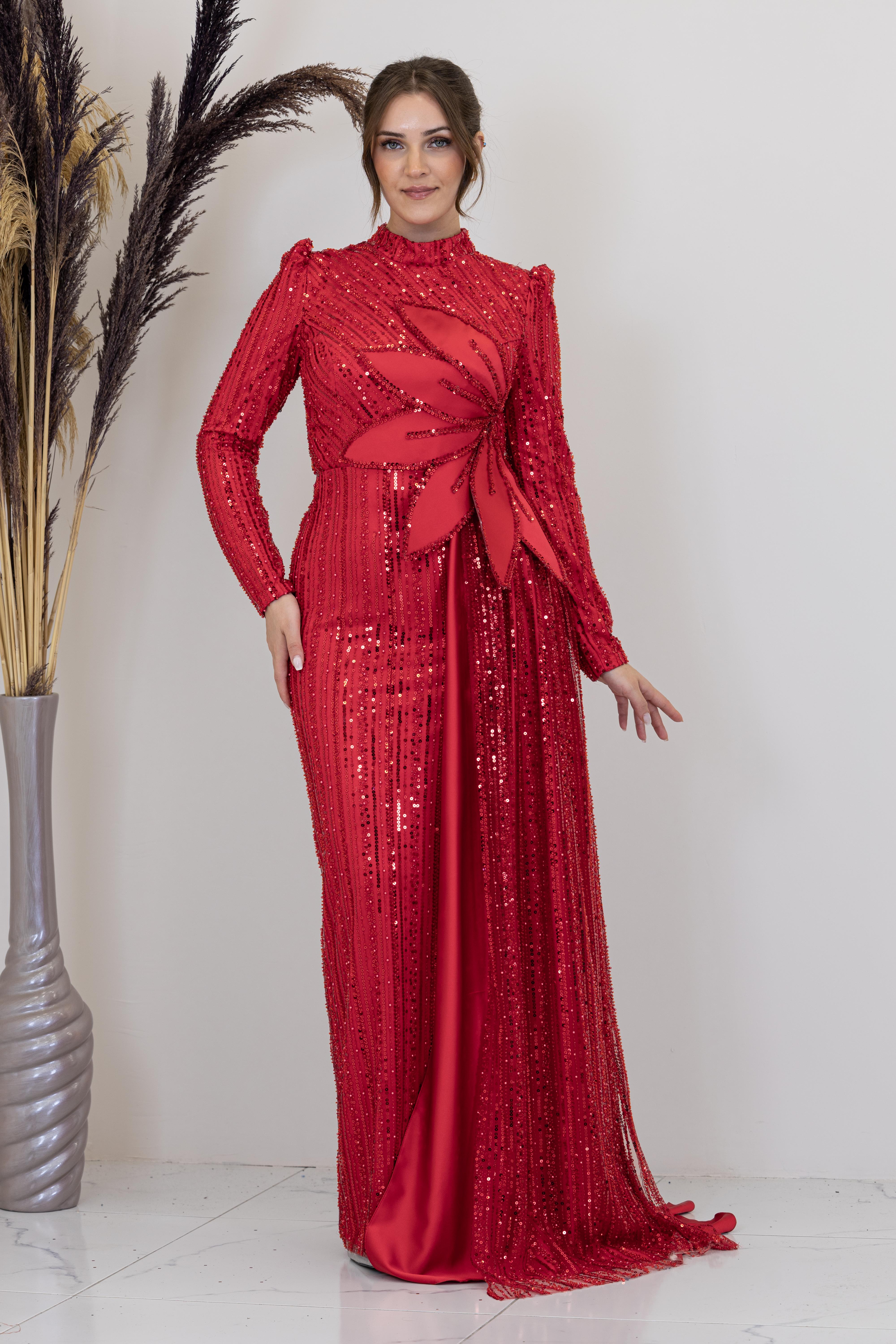 Beli Çiçek Detaylı Bergüzar Abiye - Kırmızı