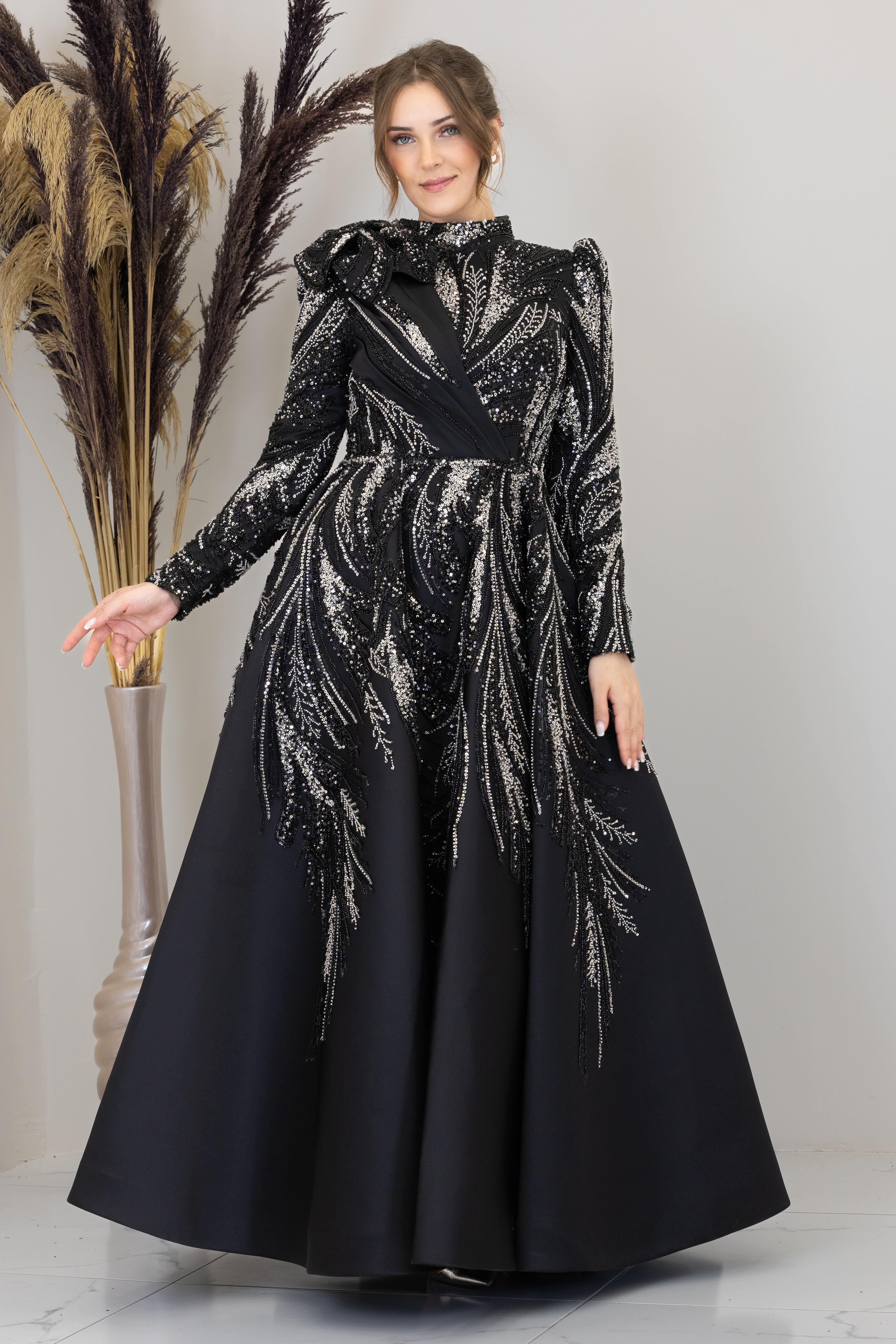 Omuzu Çiçek Detaylı Larin Abiye - Siyah