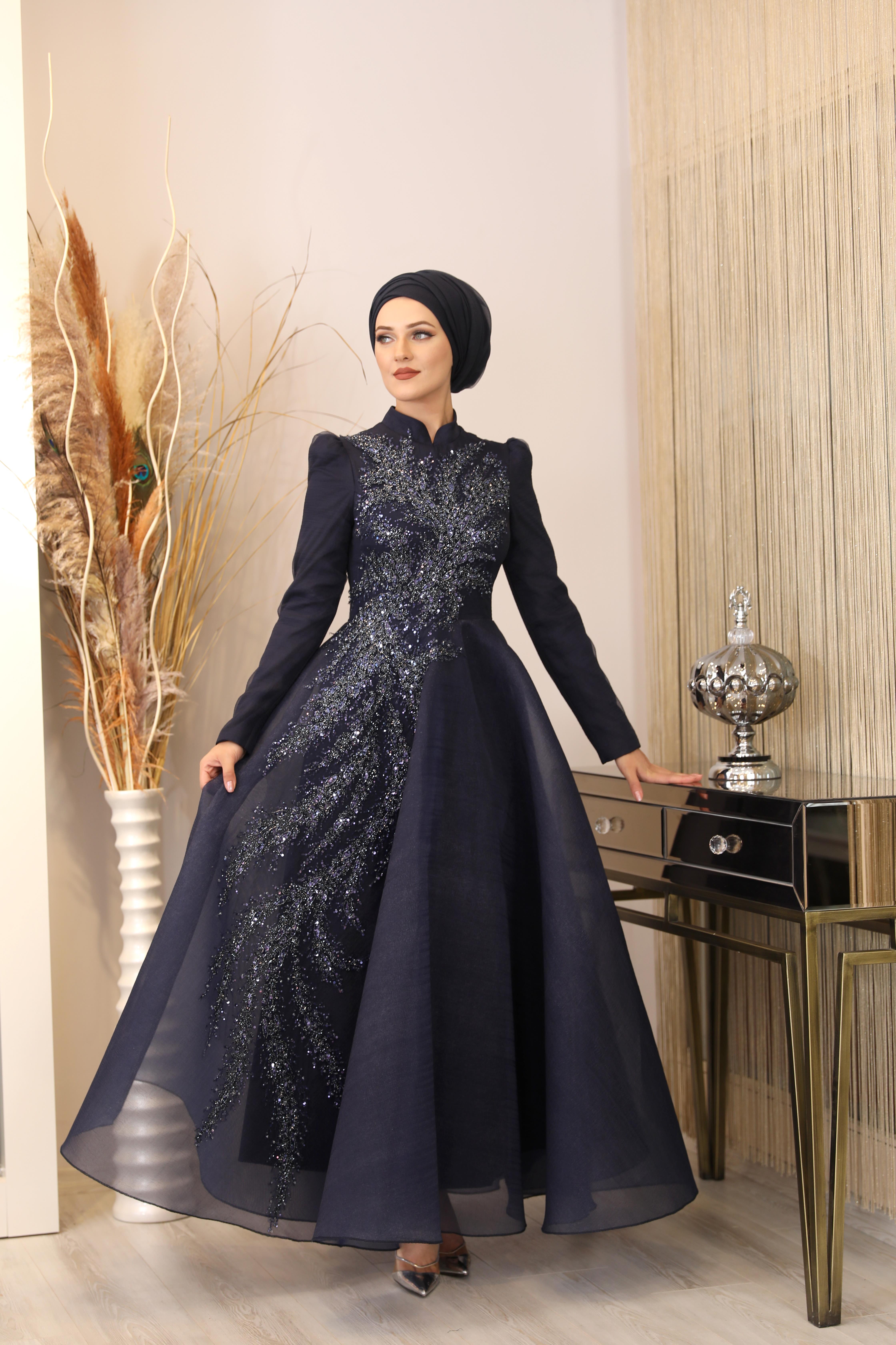 فستان سهرة من إفسون مزين بتفاصيل من الأمام ورباط من الخلف-أزرق كحلي