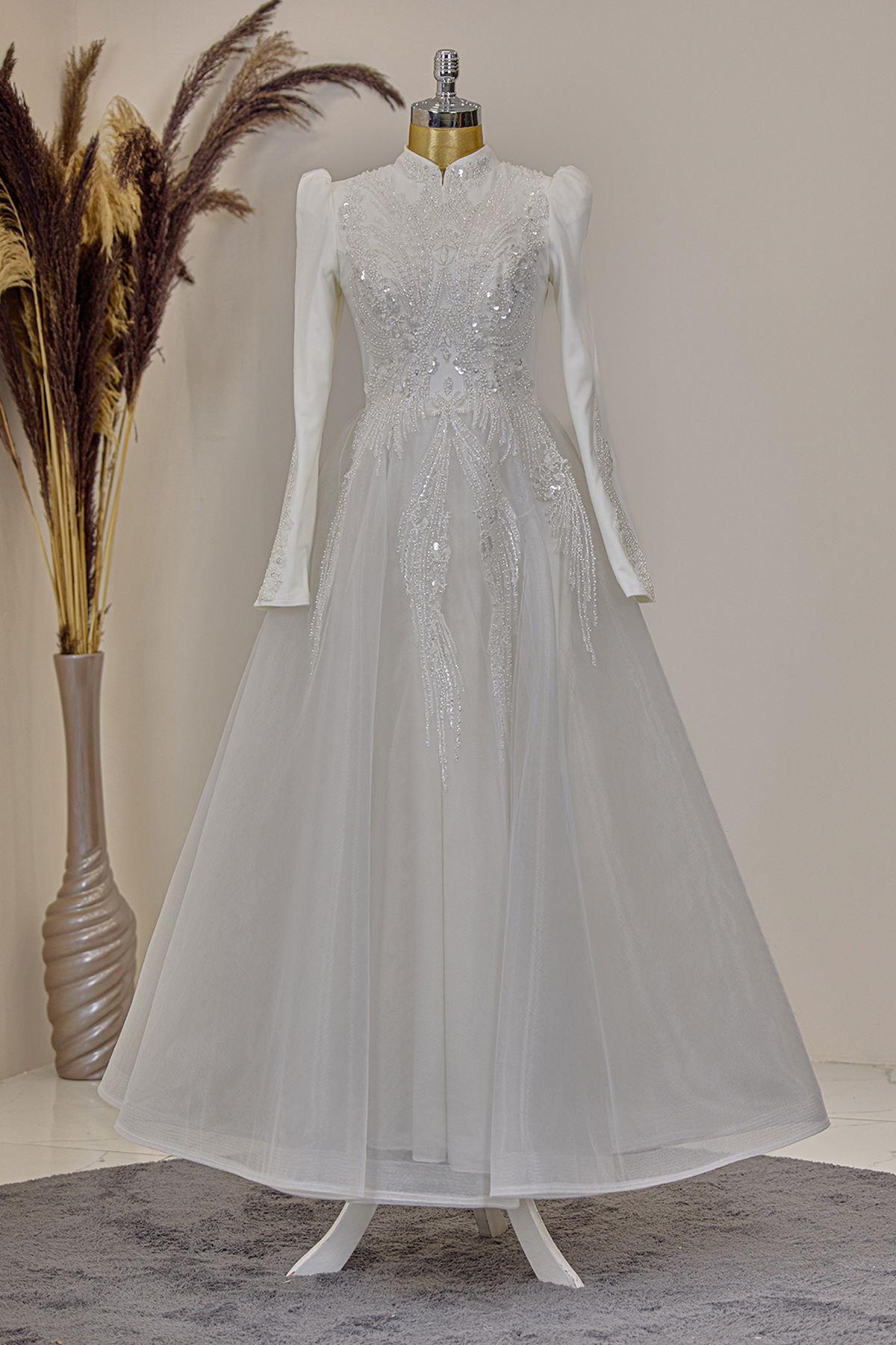 Önü Drapeli Aplik İşlemeli Asya  Abiye - Beyaz