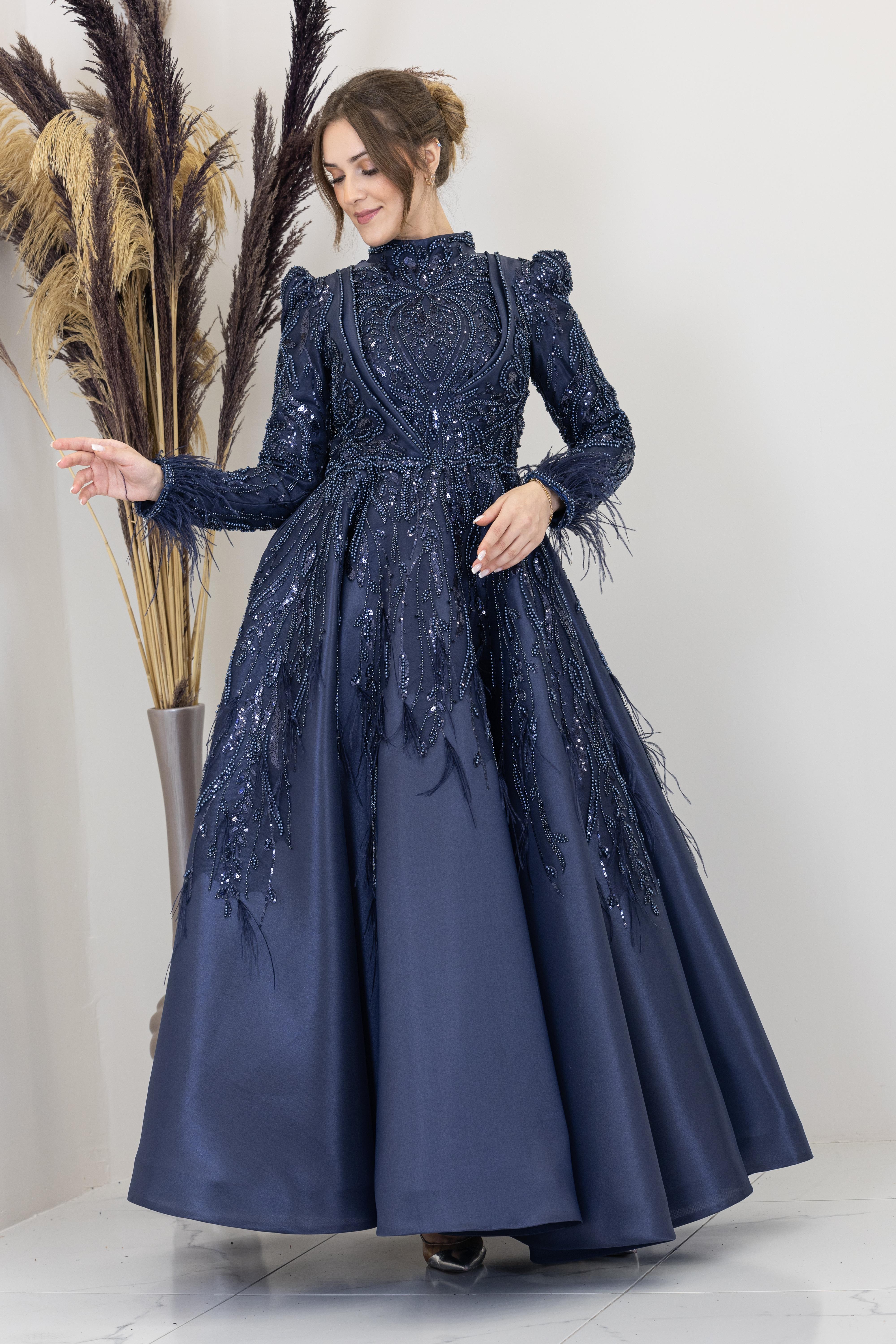 Önü Drapeli Aplik İşlemeli Katre Abiye - Lacivert