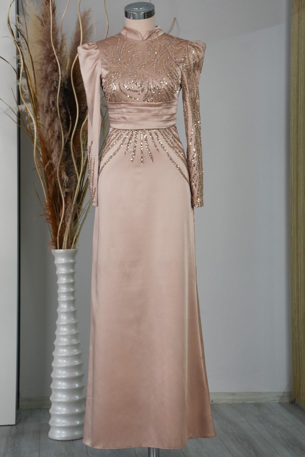 Önü Drapeli Aplik İşlemeli Nehir Tesettür Abiye - Gold