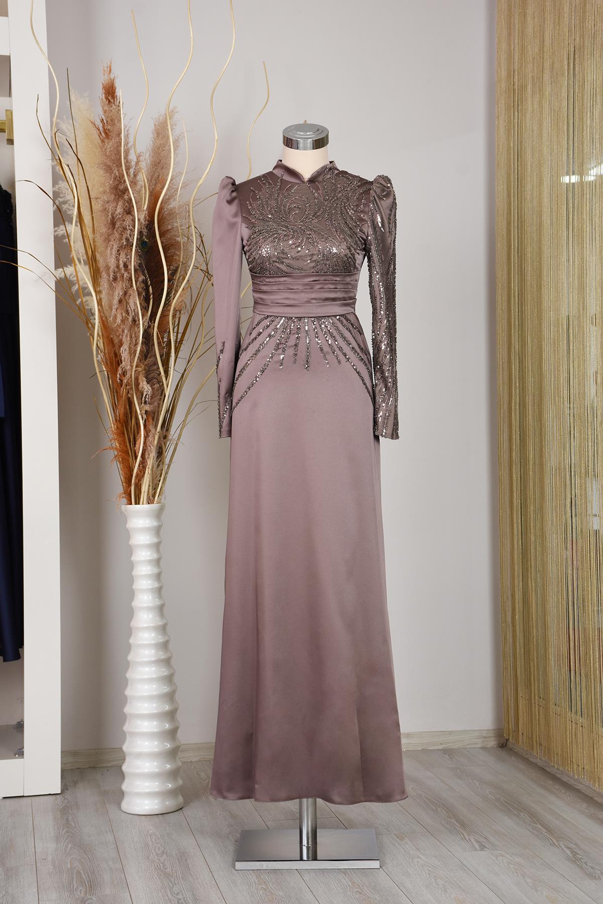 Önü Drapeli Aplik İşlemeli Nehir Tesettür Abiye - Vizon