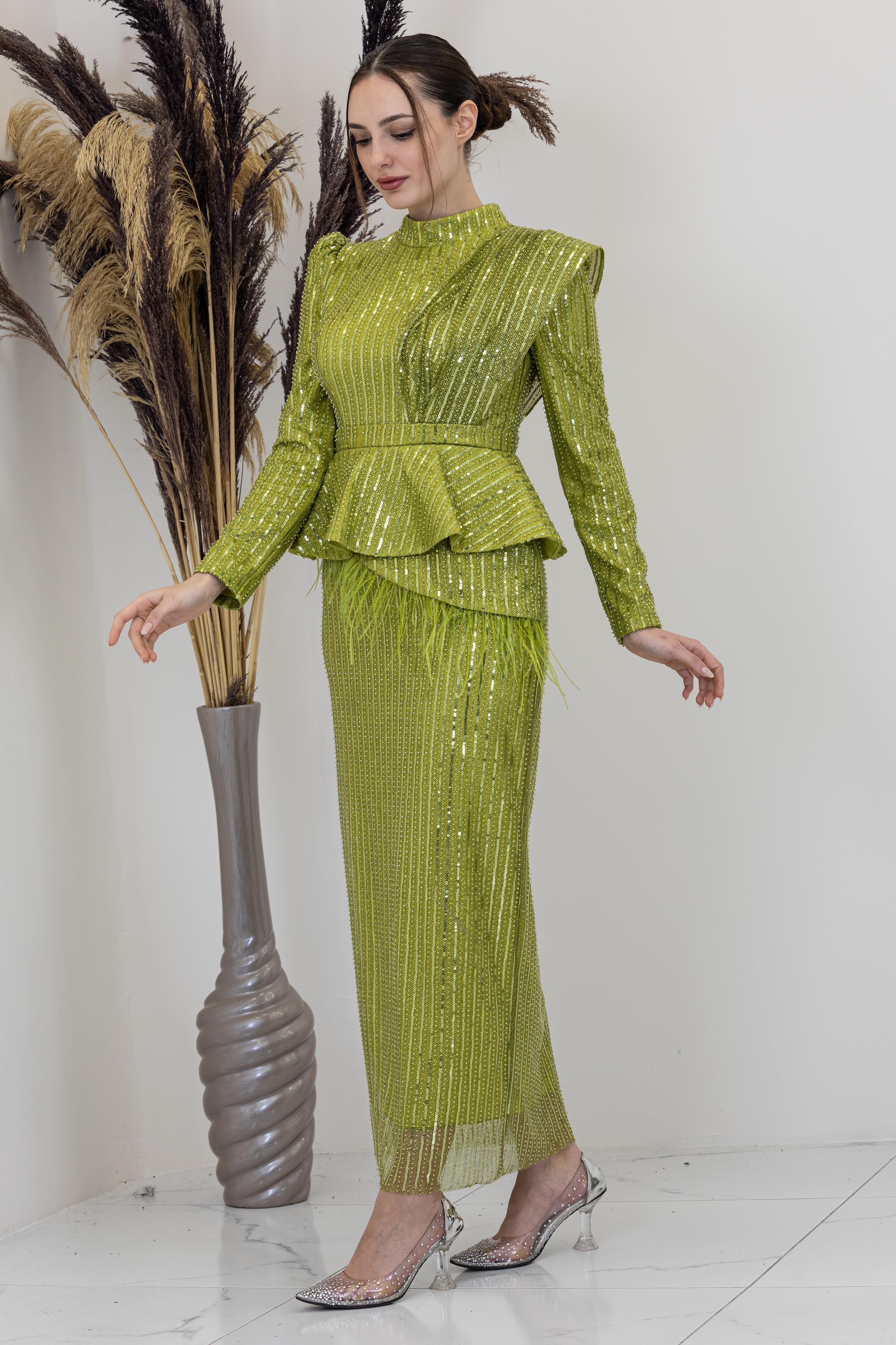 Peplum Detaylı Otriş Tüylü Pamira Abiye - Fıstık Yeşili