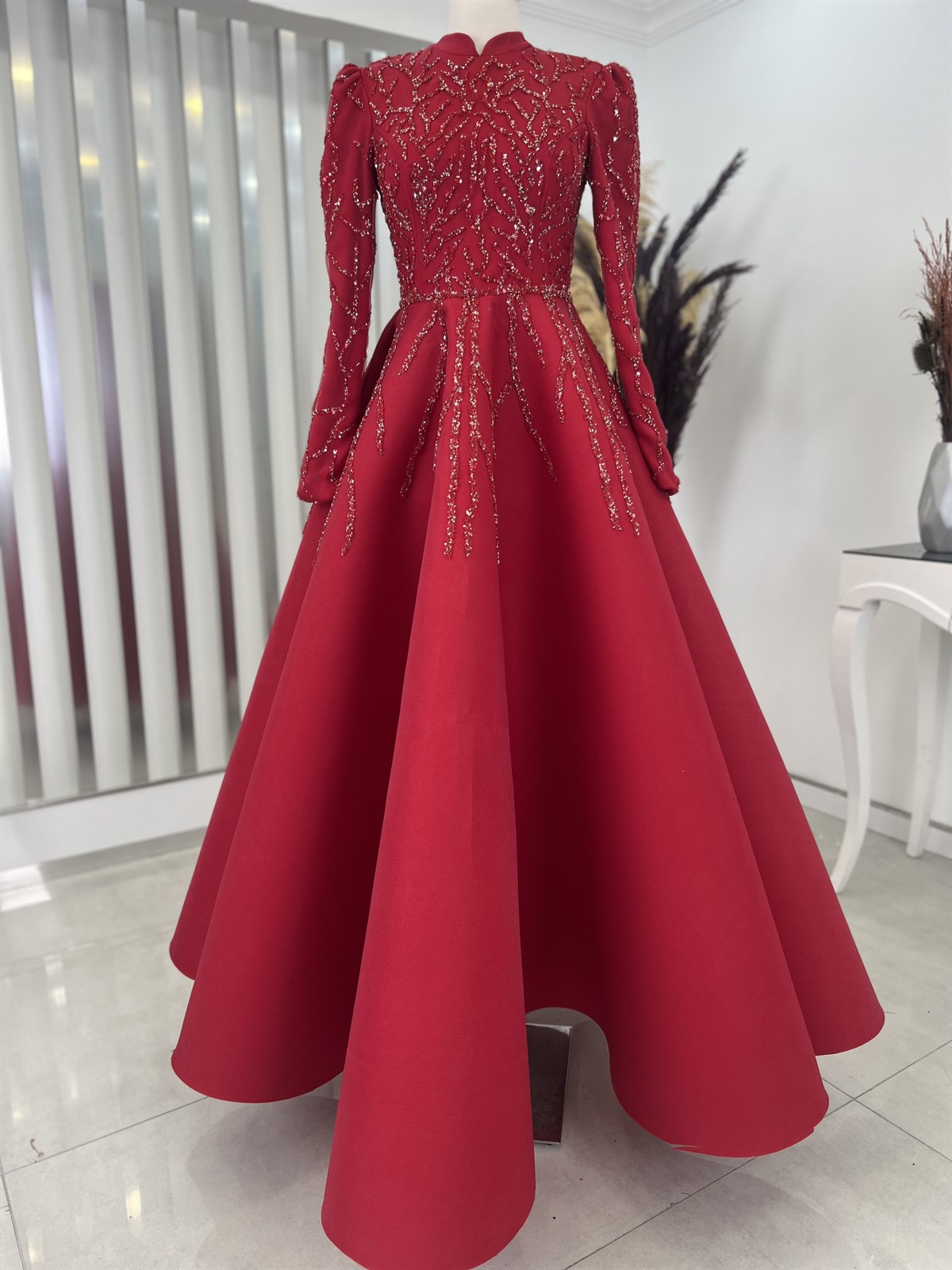 Imagination Sconce Detailed Princess Form Hijab Evening Dresses Red
