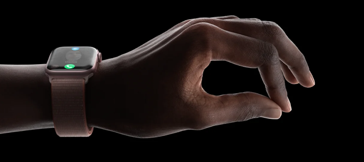 Çift Dokunuş Hareketi: Parmakları iki kez dokunarak kullanıcı dostu etkileşim imkanı sağlar.