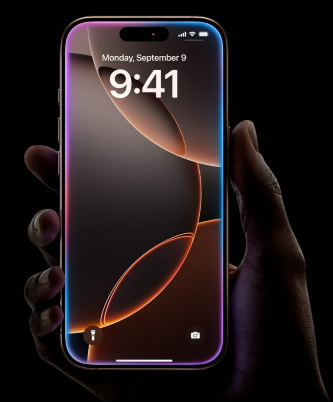 Apple Intelligence için tasarlandı.
