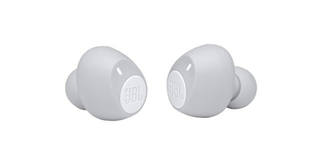JBL Tune 115 Tws Kablosuz Kulak İçi Kulaklık IE Beyaz JBL T115 TWS Kablosuz Kulak İçi Bluetooth Kulaklık ile ister müziğe odaklanın ya da isterseniz çağrılarınızı yanıtlayın, sizi engelleyecek kablolar yok ! Dual Connect, stereo veya mono modda istediğiniz zaman tek kulaklığı veya her ikisini birden kullanmanıza olanak sağlar. 21 saate kadar pil ömrü ve rahat bir kullanım ile eğlencenin tüm gün ve gece devam etmesini sağlayabilirsiniz. Kolay kontrol edilebilmesi sayesinde yalnızca parmağınızı kullanarak aramaları yanıtlayabilir ve sonlandırabilir veya sesli asistanınızla konuşabilirsiniz.