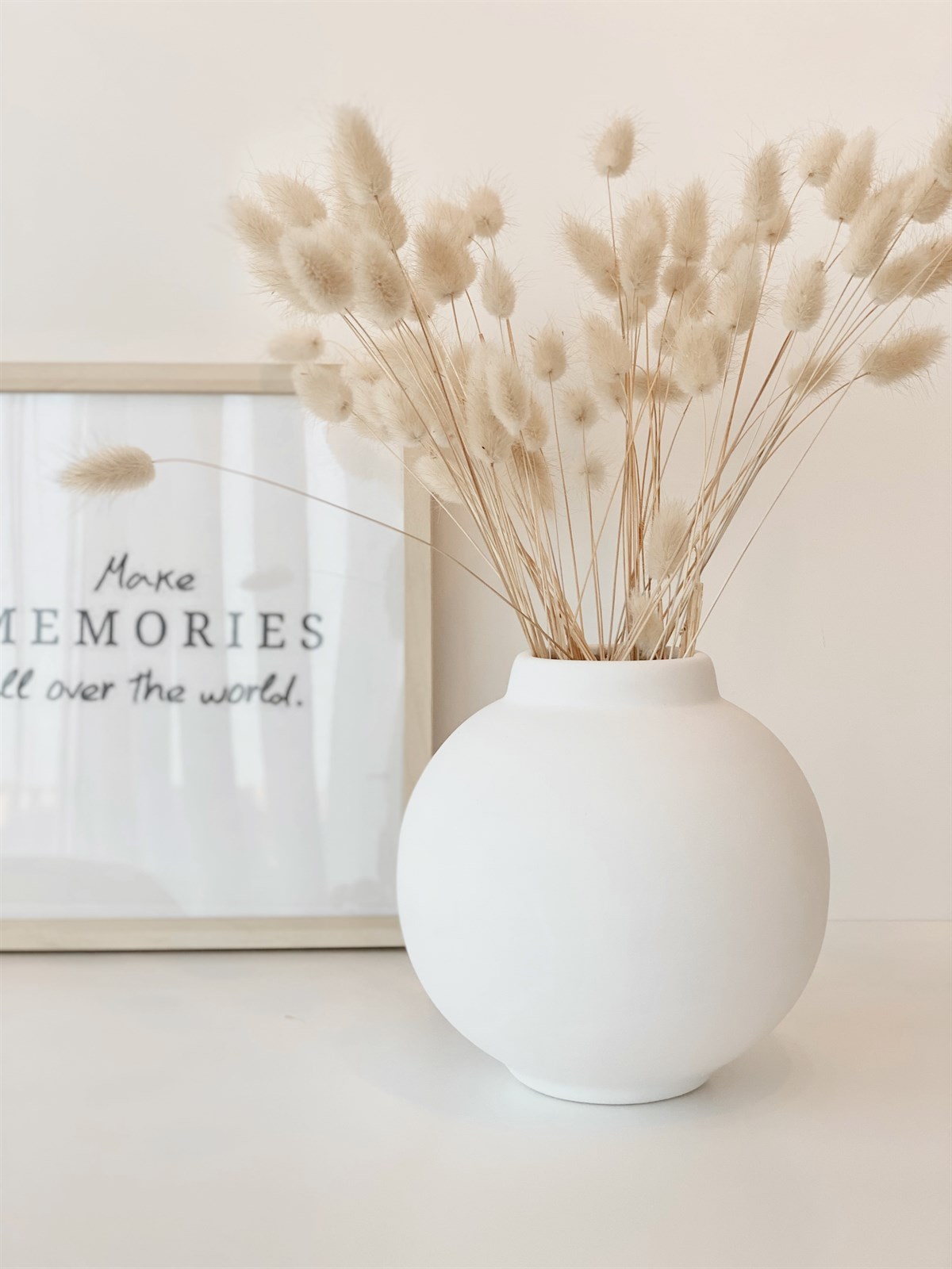 Küre Seramik Vazo Beyaz