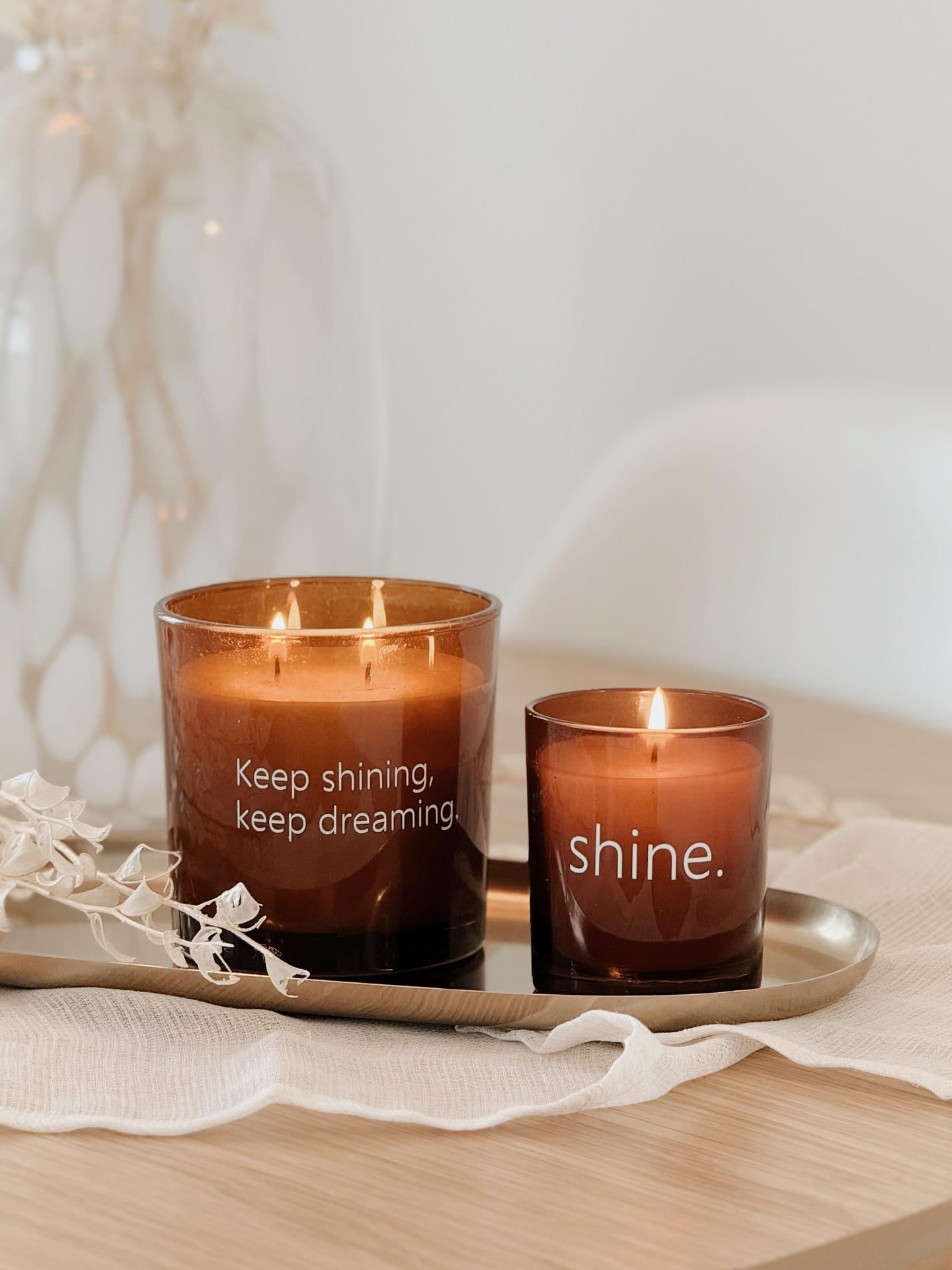 YAZILI AMBER CAM MUM