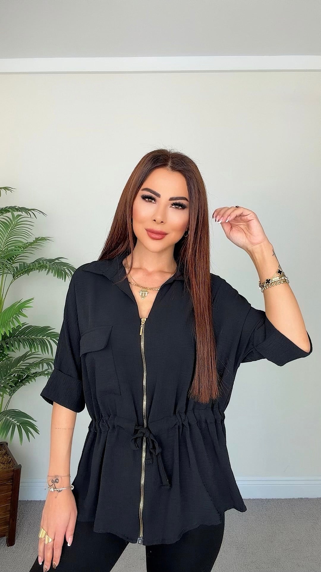 Kuvars Kadın Cep Detaylı Siyah Ceket Bluz