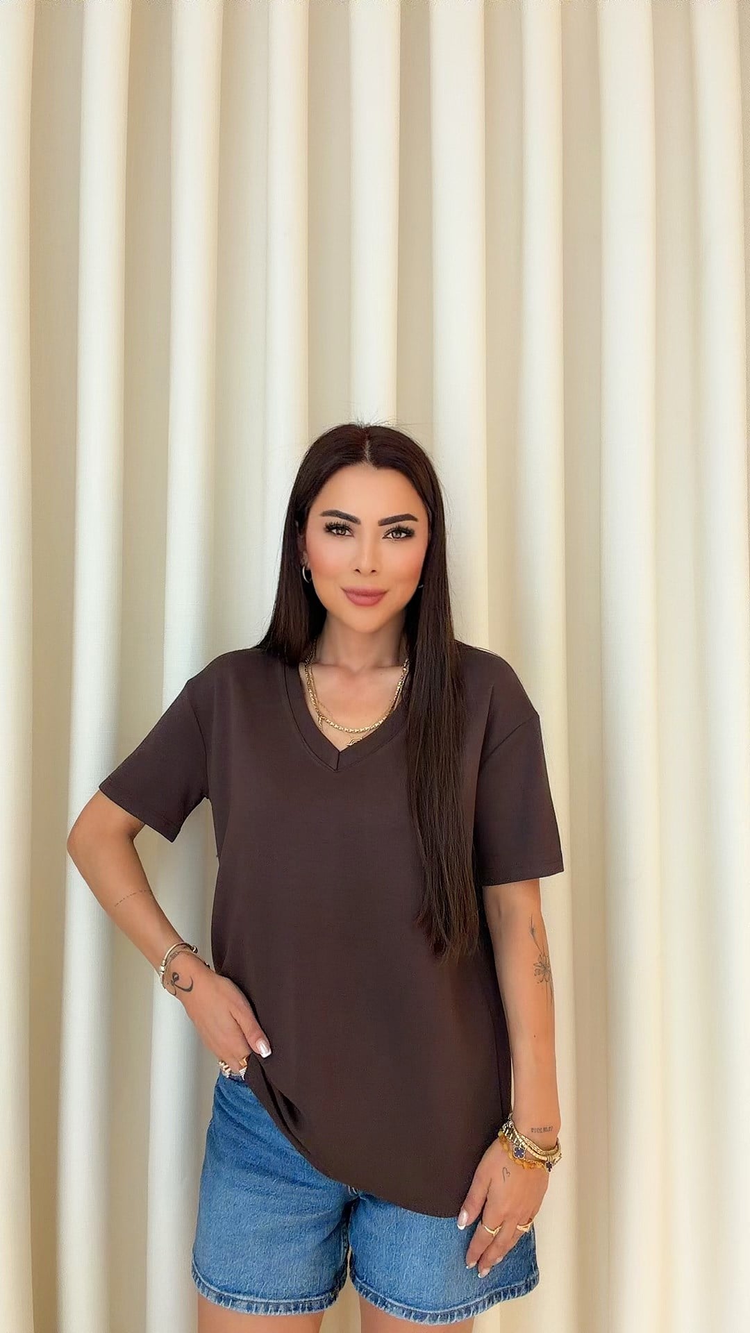Mere Kadın V Yaka Basic Kahverengi T-shirt
