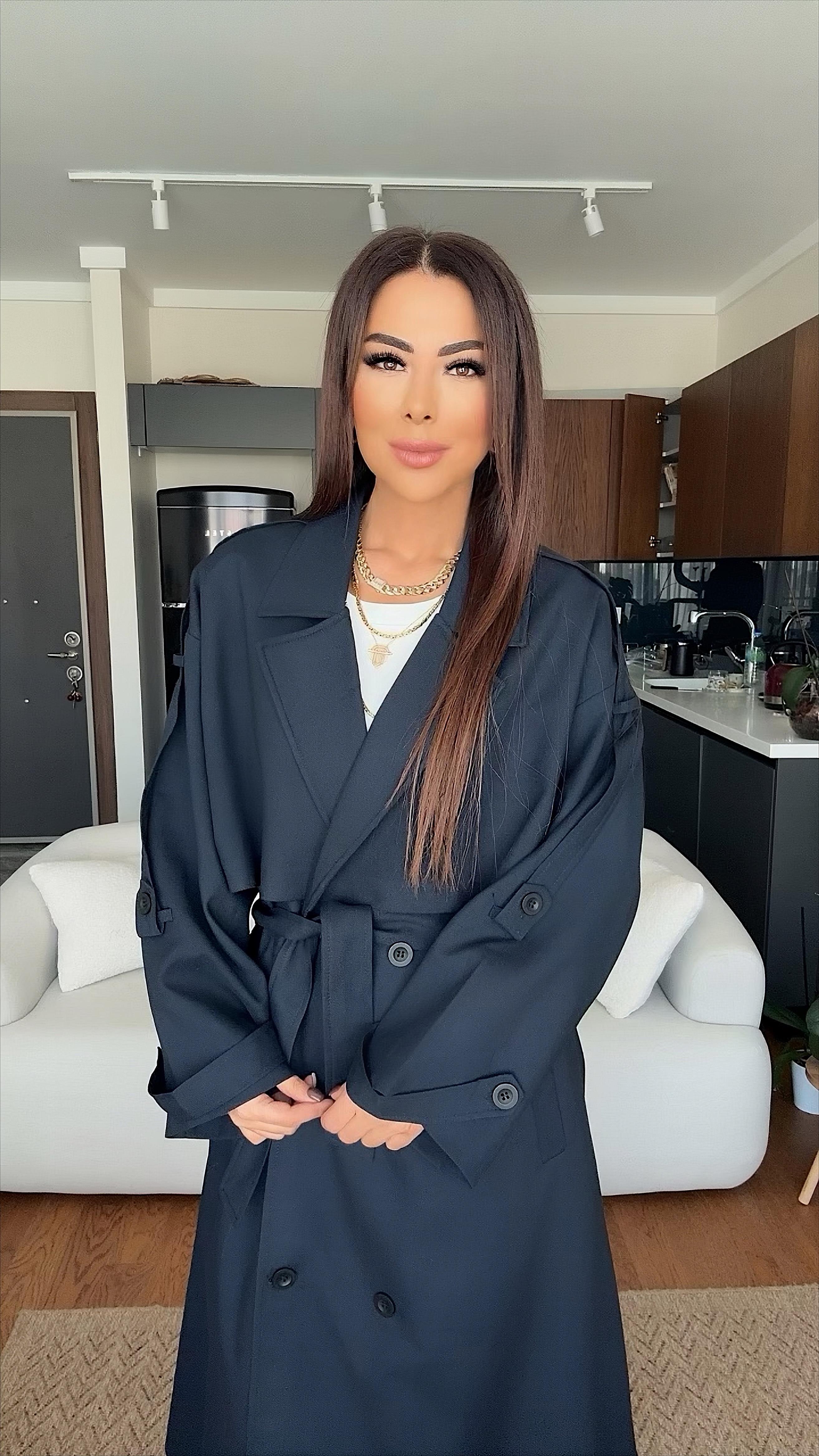 Roks Kadın Oversize Koyu Lacivert Trençkot