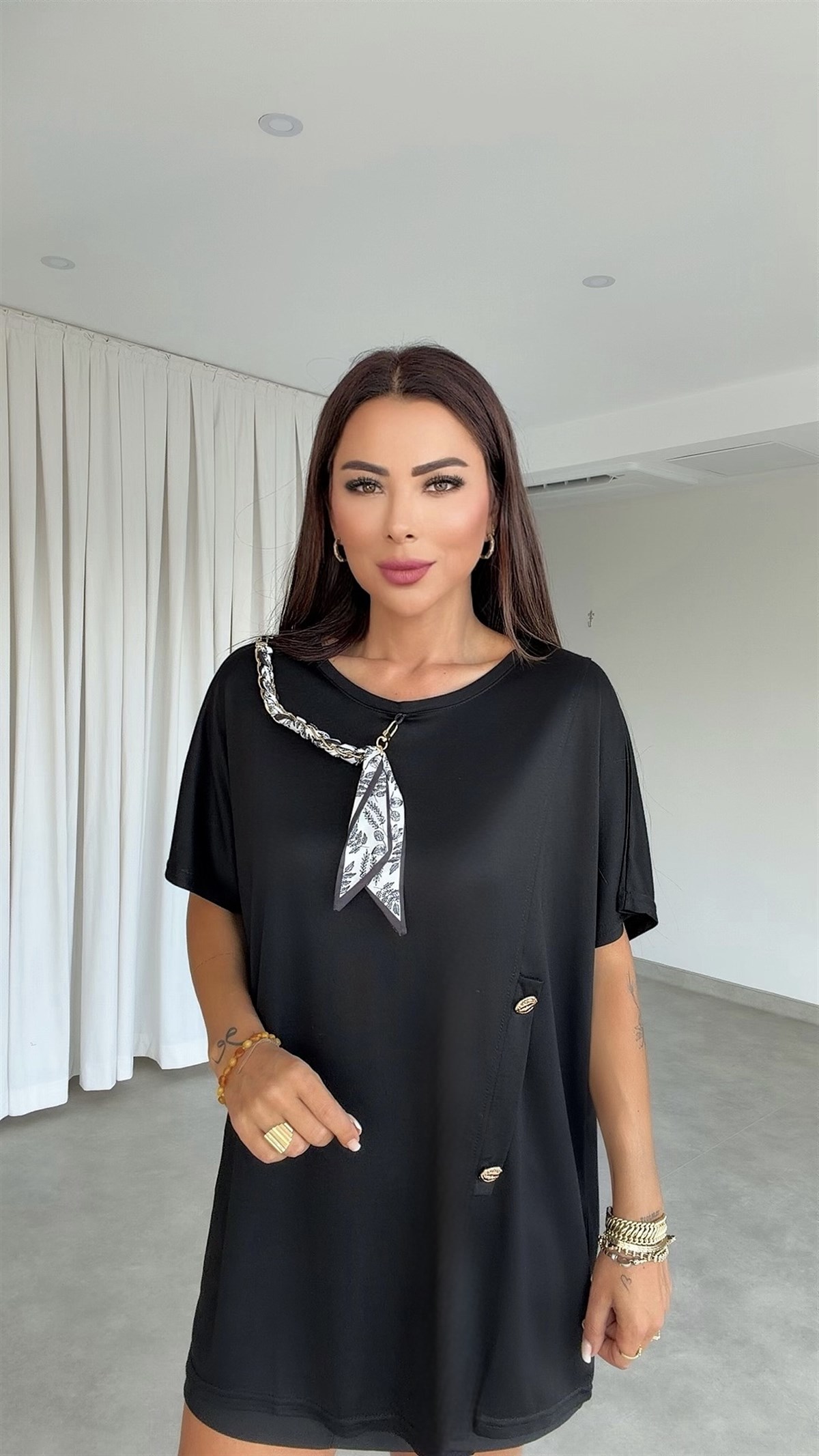 Caje Kadın Fular Detaylı Siyah Bluz