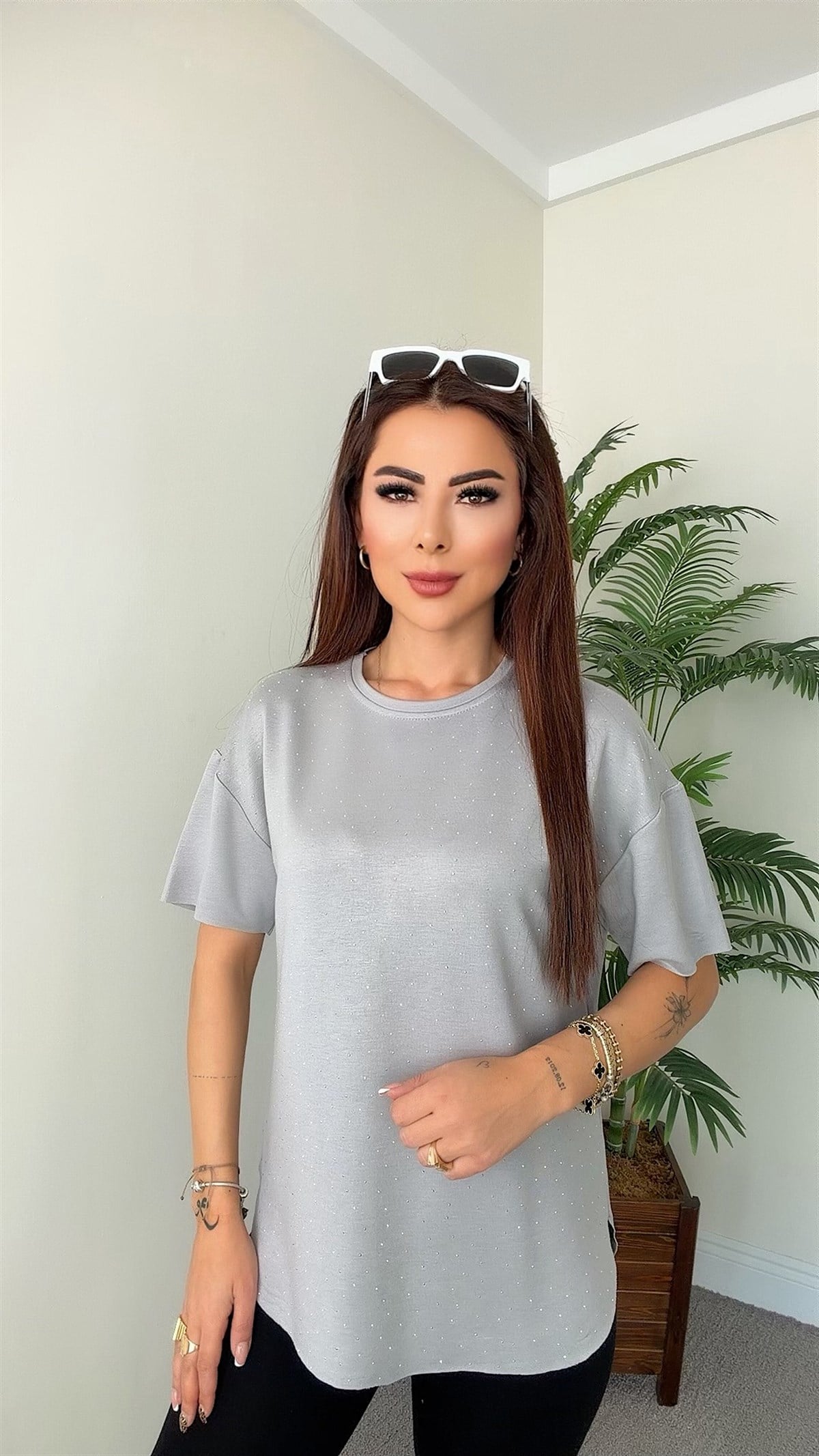 Hennie Kadın Taşlı Gri Basic T-shirt